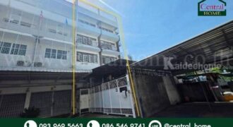 ขายอาคารพาณิชย์ 4.5 ชั้น 2 คูหา มีดาดฟ้า ทำเลทอง น่าลงทุน เดินทางได้ทั้งทางบกและทางน้ำ  ใกล้ความสะดวกครบ