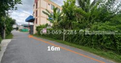 ขายที่ดิน ลาดพร้าว87 ใกล้สถานีรถไฟฟ้า ท้ายซอยลัดออกเลียบทางด่วน-เอกมัย-รามอินทราได้ พื้นที่ 100 ตรว.