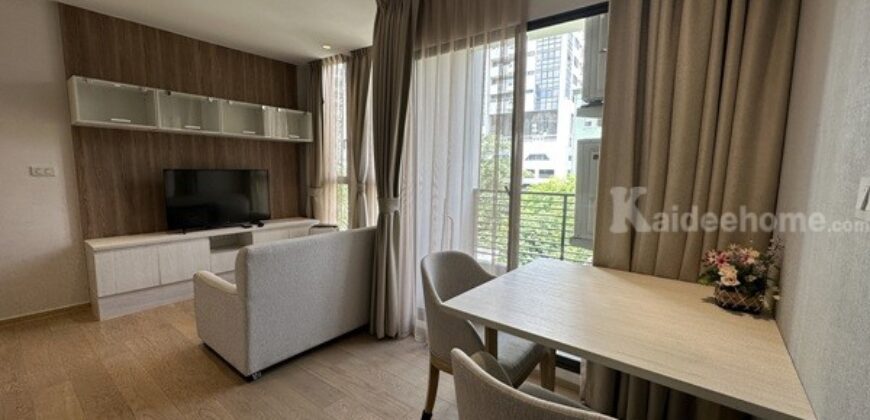 ให้เช่าคอนโด Runesu Thonglor 5 ใจกลางทองหล่อ เดินทางสะดวก ใกล้ BTS เฟอร์ครบ พร้อมเข้าอยู่ โทร 086-002-2449