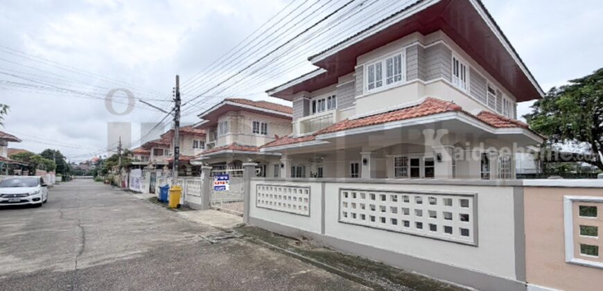 บ้านเดี่ยว 2 ชั้น หมู่บ้าน เฟื่อง สุข 2 ลำ โพ