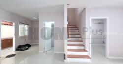 หมู่บ้าน ล ลิ ล ทาวน์ ไล โอ รังสิต คลอง 2 lalin town รังสิต คลอง 2