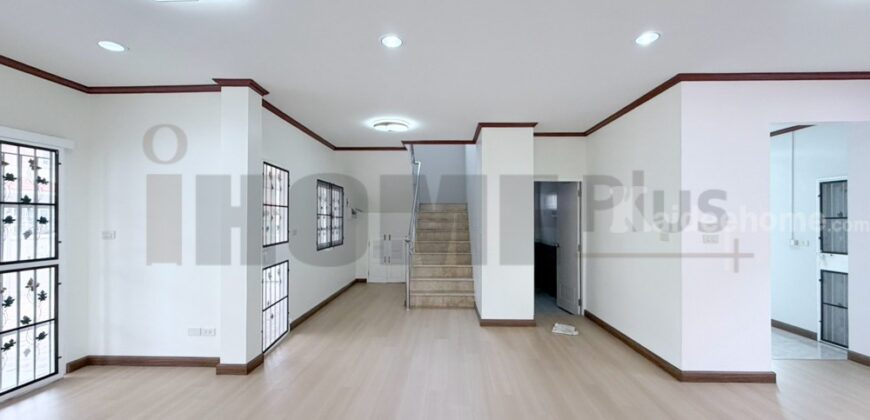 บ้านเดี่ยว 2 ชั้น หมู่บ้าน เฟื่อง สุข 2 ลำ โพ