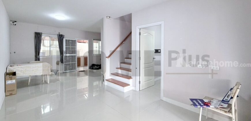 หมู่บ้าน ล ลิ ล ทาวน์ ไล โอ รังสิต คลอง 2 lalin town รังสิต คลอง 2