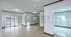 บ้านเดี่ยว 2 ชั้น หมู่บ้าน เฟื่อง สุข 2 ลำ โพ
