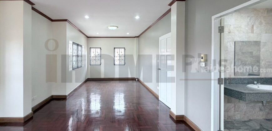 บ้านเดี่ยว 2 ชั้น หมู่บ้าน เฟื่อง สุข 2 ลำ โพ