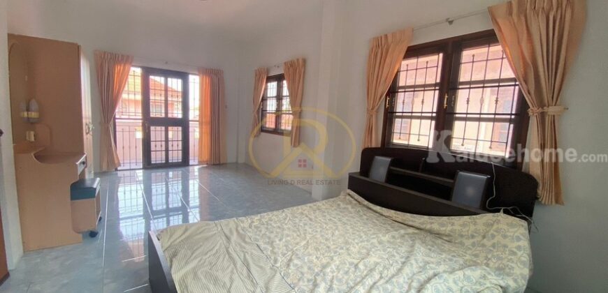 ให้เช่าบ้านเดี่ยว2ชั้น เลี้ยงสัตว์ได้ หมู่บ้านกีรติ 5 บ้านสวน 9 ซ.1 ใกล้โรงเรียนจั่นอนุสรณ์  ต.บ้านสวน อ.เมืองชลบุรี จ.ชลบุรี