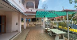 ให้เช่าบ้านเดี่ยว2ชั้น เลี้ยงสัตว์ได้ หมู่บ้านกีรติ 5 บ้านสวน 9 ซ.1 ใกล้โรงเรียนจั่นอนุสรณ์  ต.บ้านสวน อ.เมืองชลบุรี จ.ชลบุรี