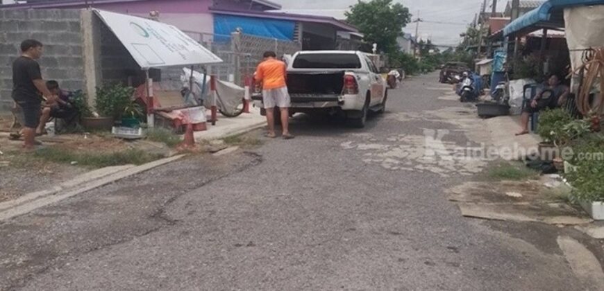 ขายที่ดิน เนื้อที่ 20 ตรว อยู่ในโครงการการเคหะฉลองกรุง โครงการ 5 หนองจอก