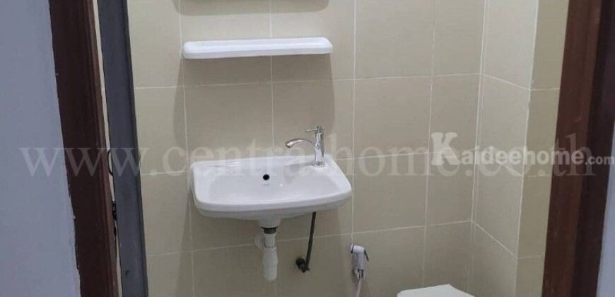 ตึกแถว 3.5 ชั้น รีโนเวทแล้ว ต่อเติมพื้นที่ใช้สอย ถ.พุทธมณฑลสาย 5