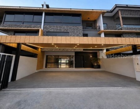 รหัสC7283 ForRent Luxury Townhome ให้เช่าทาวน์โฮม 3ชั้น โครงการThe Landmark เอกมัย-รามอินทรา บ้านพร้อมอยู่