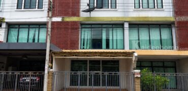 🚩 ให้เช่า ทาวน์โฮม 3 ชั้น หน้ากว้าง ทำเลดี ต้นซอยนวมินทร์ 74 เป็นที่พักอาศัยเหมาะกับประกอบกิจการ