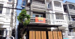 🚩 บ้านรีโนเวท ทาวน์โฮม 3 ชั้น หลังใหญ่ โครงการ เดอะ รีโน่ นวมินทร์ ติดห้างโลตัสนวมินทร์