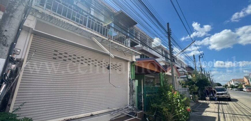 ทาวน์เฮ้าส์ 3 ชั้น รัชธานี 7 สายไหม 23/1 ใกล้ ตลาดเอซีสายไหม
