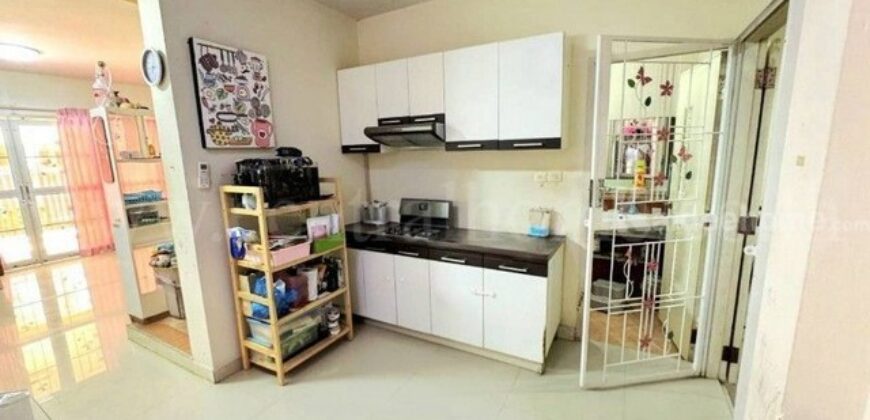 ทาวน์โฮม 2 ชั้น ซื่อตรง สายไหม บ้านพร้อมอยู่ ถูกสุดในโครงการ