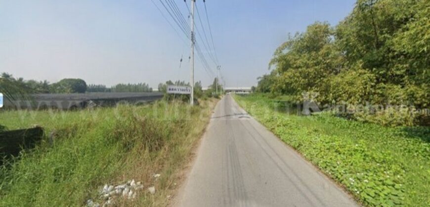 ที่ดิน 2-3-26 ไร่ ติดทางพิเศษ อ.บางใหญ่-กาญจนบุรี M81