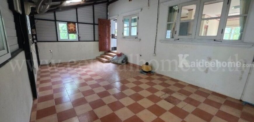 บ้านเดี่ยว 2 ชั้น พร้อมที่ดิน 245.4 ตร.วา ซอยบางกร่าง 62 ติดถนนราชพฤกษ์ ราคาดี