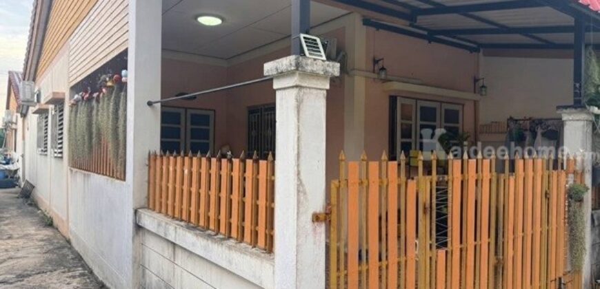 ขายทาวน์เฮ้าส์ชั้นเดียว หมู่บ้านชนะสุ 5 สามพราน นครปฐม หลังโรงเรียนนายร้อย โทร 090-078-2792
