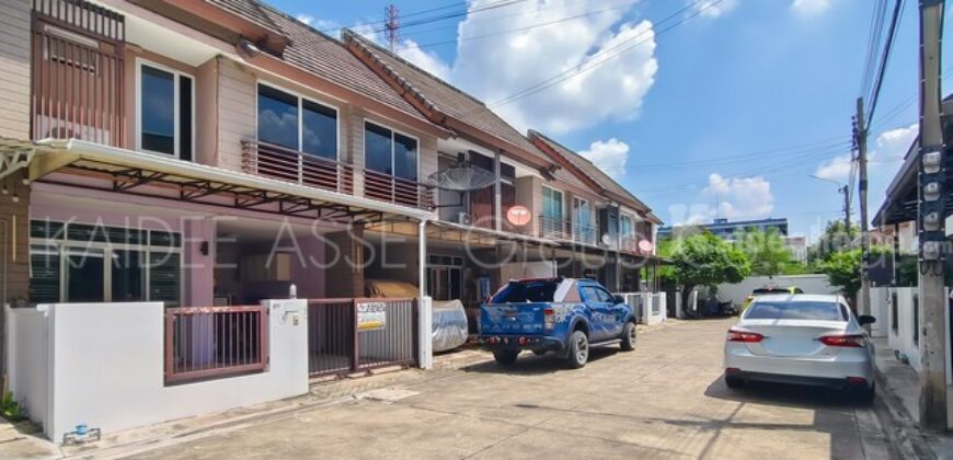 ทาวน์เฮ้าส์ เดอะ ฟรอนท์ วัชรพล ( The Front ) ใกล้รถไฟฟ้า