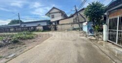 ที่ดิน ซอยเรณูอุทิศ ลาดหลุมแก้ว 120 ตารางวา ติดถนน 3 ด้าน ห่างถนนใหญ่เพียงประมาณ 100 เมตร