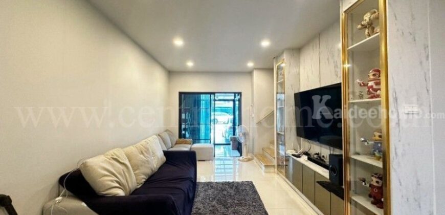 ทาวน์โฮม 2 ชั้น บริทาเนีย วงแหวน-หทัยราษฎร์ จตุโชติ Built-in สวย ถนนเมน