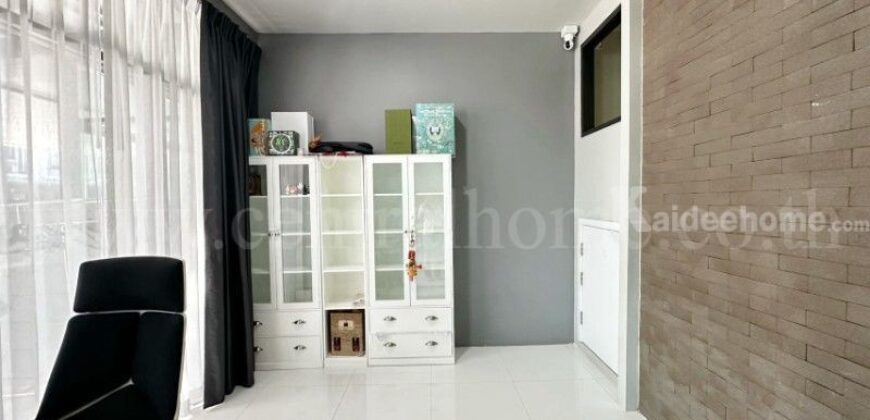 ทาวน์โฮม 2 ชั้น บริทาเนีย วงแหวน-หทัยราษฎร์ จตุโชติ Built-in สวย ถนนเมน