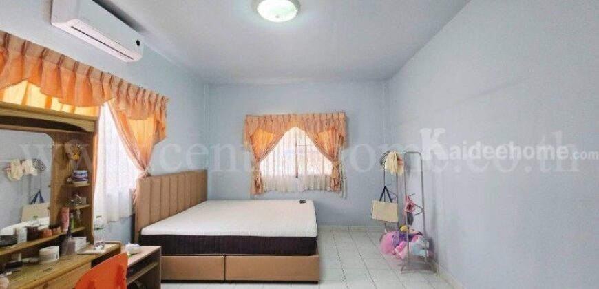 บ้านแฝด (เนื้อที่บ้านเดี่ยว) รวิพร เพลส หลังริม เนินพลับหวาน ทำเลดี สำหรับอยู่อาศัย หรือซื้อลงทุนรีโนเวต ราคาถูกมาก