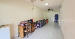 บ้านแฝด (เนื้อที่บ้านเดี่ยว) รวิพร เพลส หลังริม เนินพลับหวาน ทำเลดี สำหรับอยู่อาศัย หรือซื้อลงทุนรีโนเวต ราคาถูกมาก