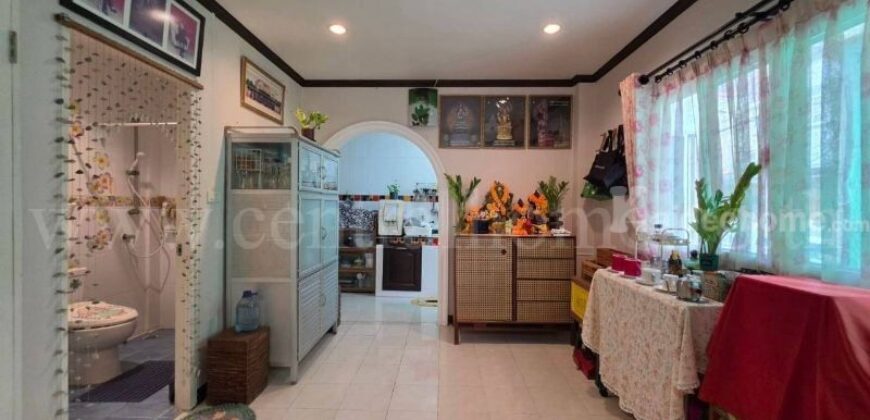ทาวน์เฮ้าส์ 2 ชั้น 26.9 ตร.ว. เฟิสท์โฮม วัชรพล (สุขาภิบาล 5) หลังมุม ต่อเติมครบ บ้านสวย พร้อมอยู่
