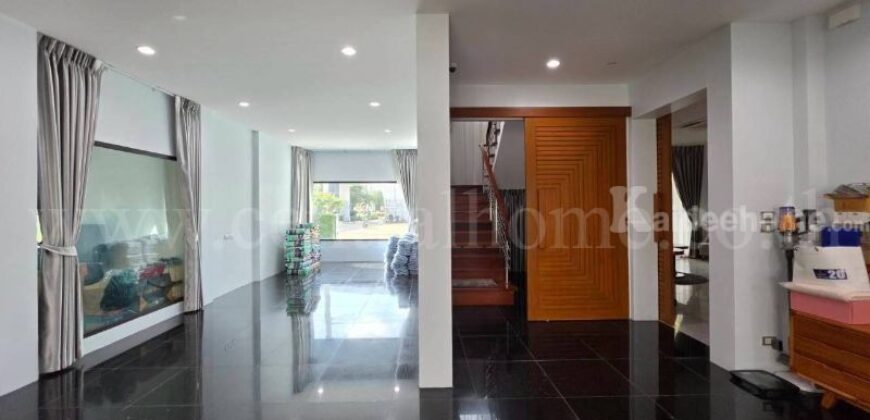 บ้านเดี่ยว 2 ชั้น เซนโทร พหล – วิภาวดี 1 ตกแต่งครบพร้อมอยู่ เดินทางสะดวกมาก