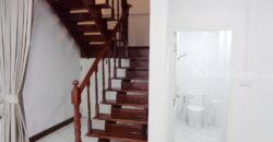 🏡 ขาย ทาวน์เฮ้าส์รีโนเวทใหม่ สวยหรู ไม่มีเสาไฟฟ้าหน้าบ้าน ใกล้ซาฟารีเวิลด์