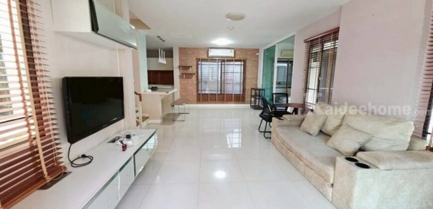 รหัสC7318 ให้เช่าบ้านเดี่ยว 2ชั้น หมู่บ้านมัณฑนา เลค วัชรพล ถนนสุขาภิบาล 5 บ้านตกแต่งพร้อมอยู่