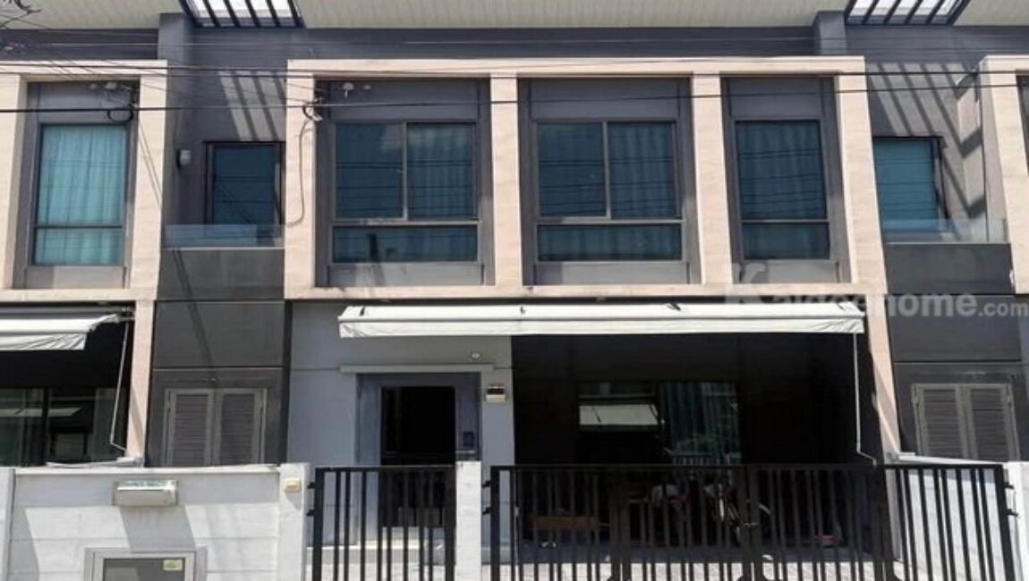 รหัสC7331 ให้เช่าทาวน์โฮมหมู่บ้านพลีโน่ สุขุมวิท-บางนา บ้านตกแต่งพร้อมเข้าอยู่