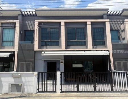 รหัสC7331 ให้เช่าทาวน์โฮมหมู่บ้านพลีโน่ สุขุมวิท-บางนา บ้านตกแต่งพร้อมเข้าอยู่