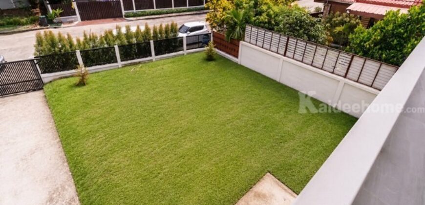 รหัสC7332 ให้เช่าบ้านเดี่ยวหลังใหญ่ หมู่บ้านLalin in the Park วัชรพล–พหลโยธิน เลี้ยงสัตว์ได้