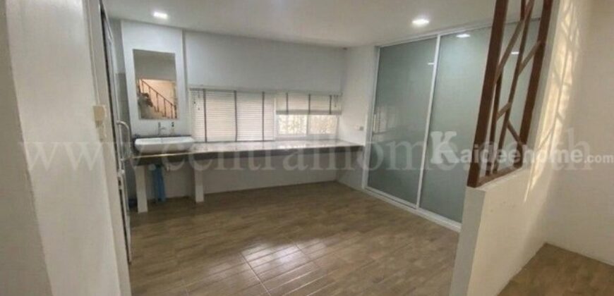 บ้านเดี่ยว 2 ชั้น ประเสริฐสุข หลังริม พื้นที่ใช้สอยมากมาย เนื้อที่ 68 ตารางวา