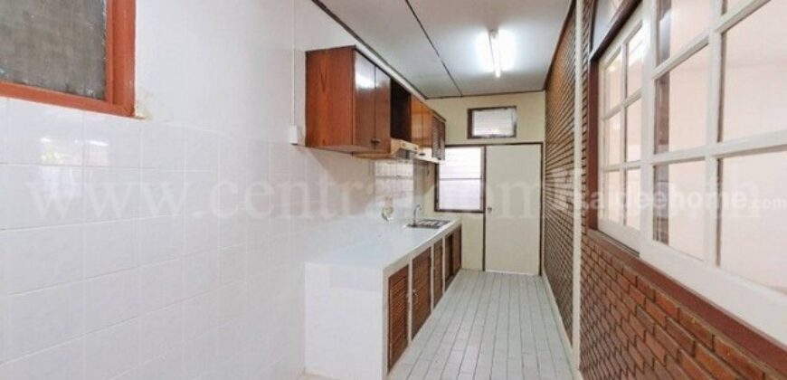 บ้านเดี่ยวทำเลดี ถนนนครอินทร์ เหมาะซื้ออยู่อาศัย หรือ ลงทุนรีโนเวท