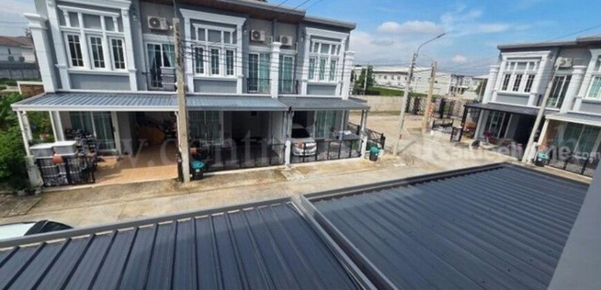 ทาวน์โฮม โกลเด้น ทาวน์ ศิริราช-ราชพฤกษ์ บ้านใหม่ หลังริม 2 จอด