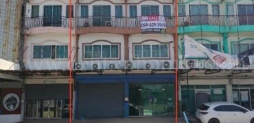 อาคารพาณิชย์ 3 ชั้น 2 คูหา รีโนเวทพร้อมอยู่ ติดถนน ซอยมังกร-ขันดี