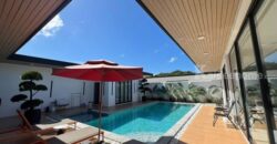 Luxury villa with a private swimming pool for sale in Phuket City. Conveniently located near shopping areas, Robinson, and ICONSIAM. For inquiries, please call 096-265-3964